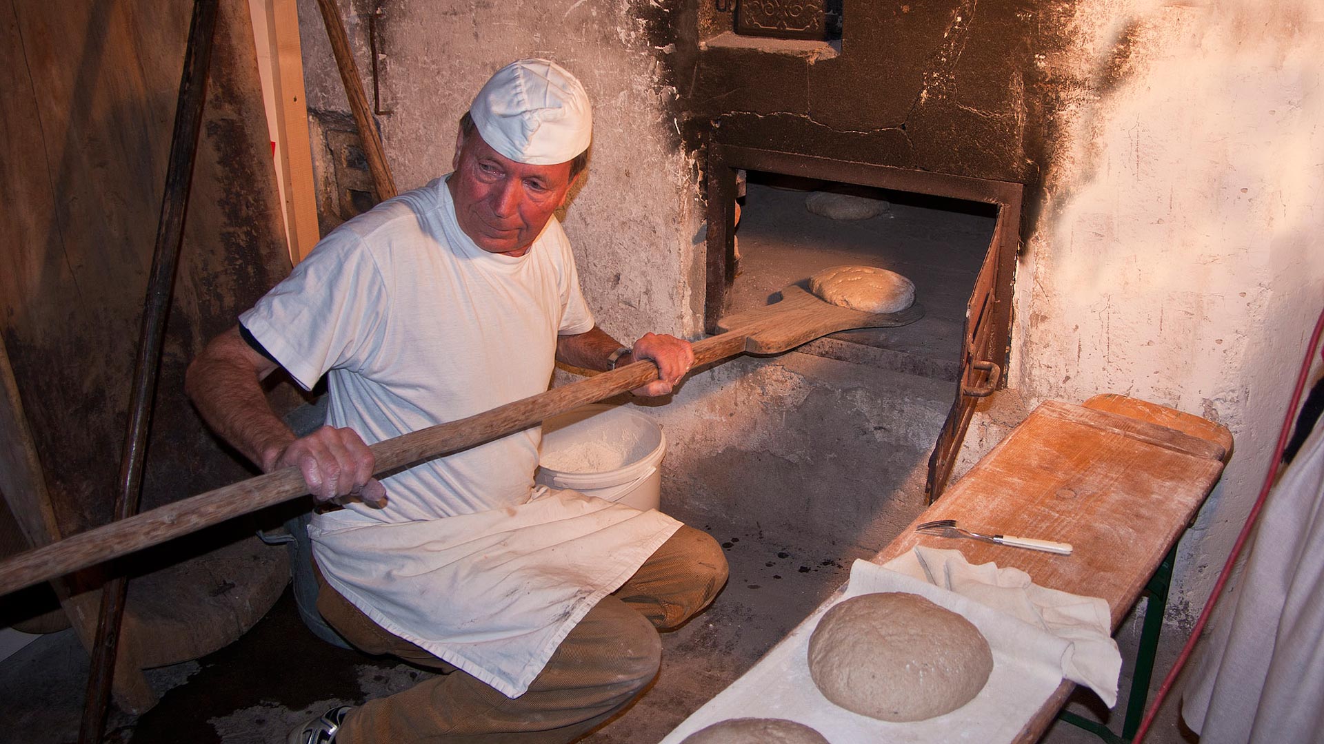 Brotbackofen im Einsatz